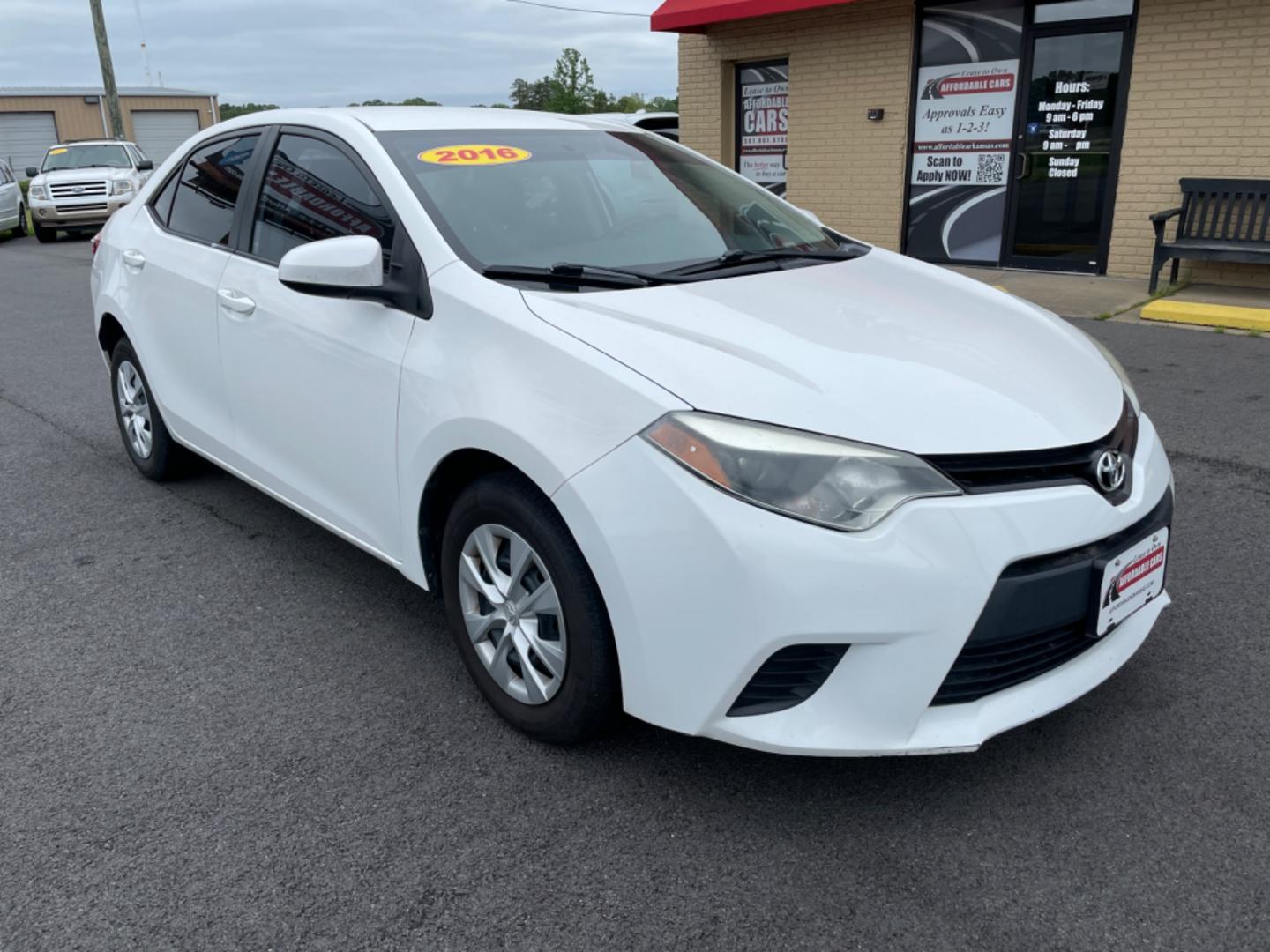 2016 White Toyota Corolla (5YFBURHE8GP) with an 4-Cyl, 1.8 Liter engine, Automatic, CVTi-S transmission, located at 8008 Warden Rd, Sherwood, AR, 72120, (501) 801-6100, 34.830078, -92.186684 - Photo#1